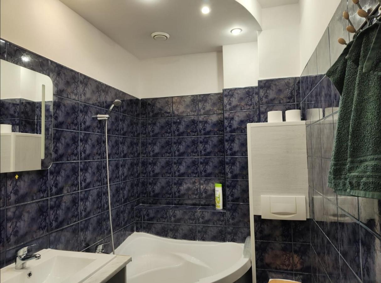 1 Minuta,by Grand Hotel, Sheraton, Molo, Location Sopot